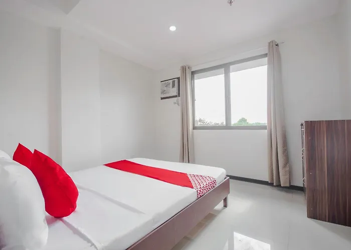 Cornerstone Manor 3* Talamban Viejo