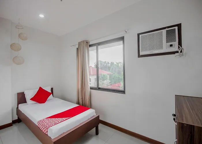 Hotel Cornerstone Manor 3*