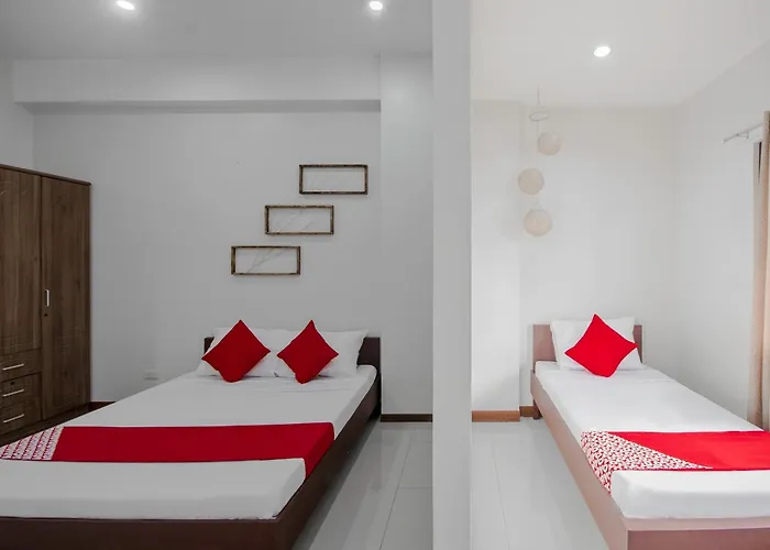 Cornerstone Manor 3*