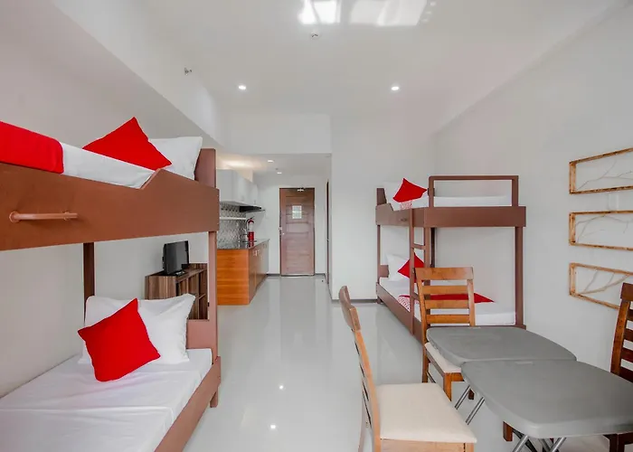 Cornerstone Manor Hotel 3*